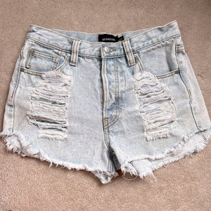 MinkPink distressed denim shorts sz Small EUC